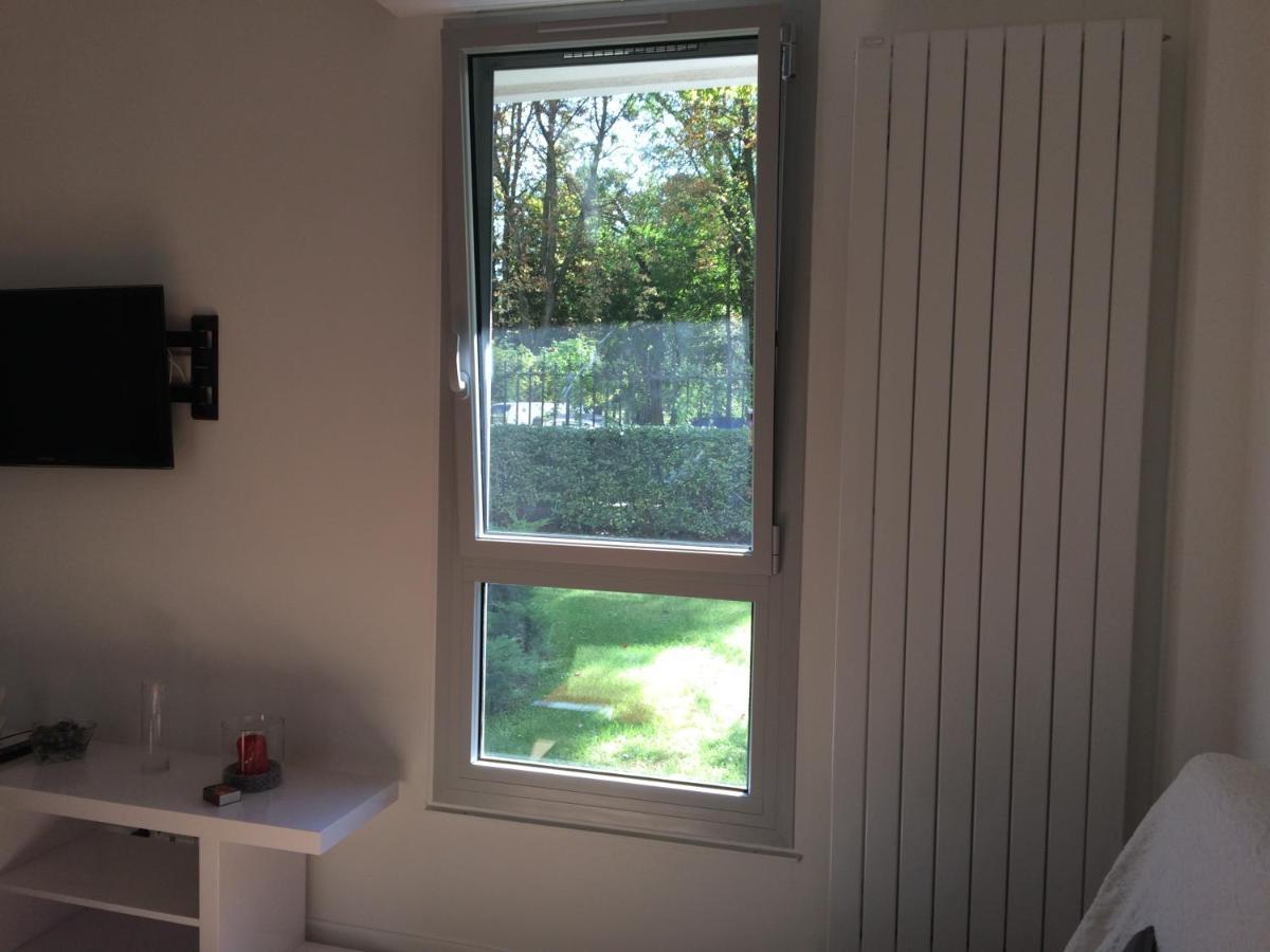 Trés Beau Studio  Neuilly-sur-Seine Extérieur photo