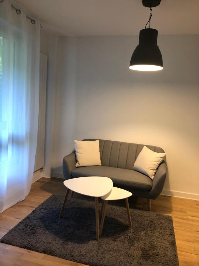 Trés Beau Studio  Neuilly-sur-Seine Extérieur photo